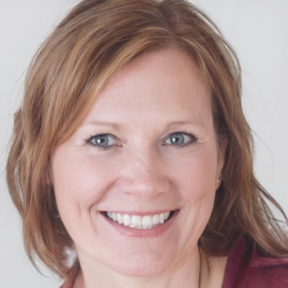 Instructor Devon Sinclair